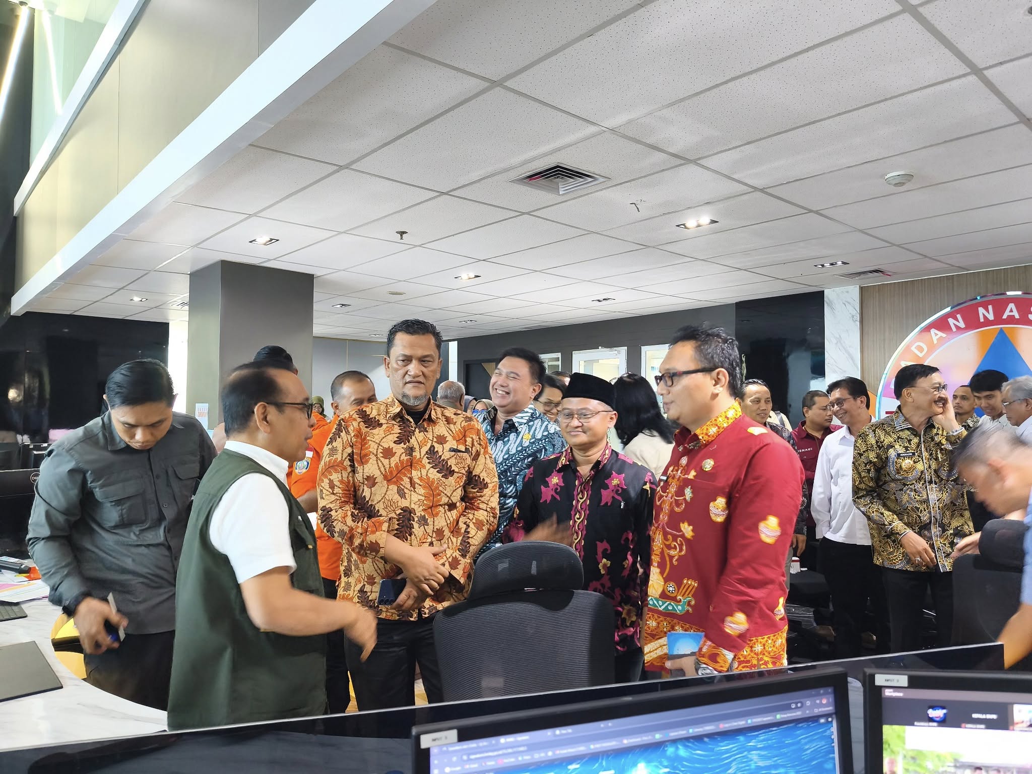 Pemkab Pasbar Gerak Cepat, Wabup ke BNPB Jakarta Koordinasi dengan Menko PMK Pratikno 5 589719247 874220478504582 8203908988714317078 n
