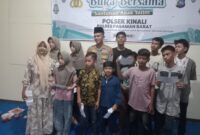 oplus_0