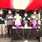Ketua Dewan Perwakilan Rakyat Daerah (DPRD) Kabupaten Pasaman Barat, Dirwansyah, S.H., bersama Forum Komunikasi Pimpinan Daerah (Forkopimda) saat memusnahkan barang bukti 47 perkara tindak pidana umum di halaman Kantor Kejari di Simpang Empat, Rabu (22/4/2026)