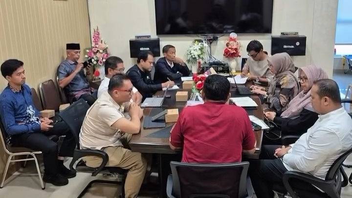 Bangun Komunikasi Efektif, Pemkab Pasbar dan Pemprov Sumbar Sinkronkan Program Daerah 6 IMG 20260630 001714
